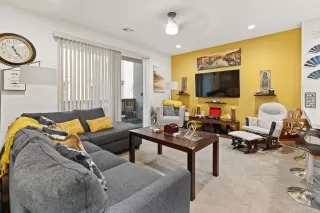 Photo #6: PTP2207115 Listing