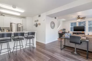 Photo #5: PTP2207251 Listing 