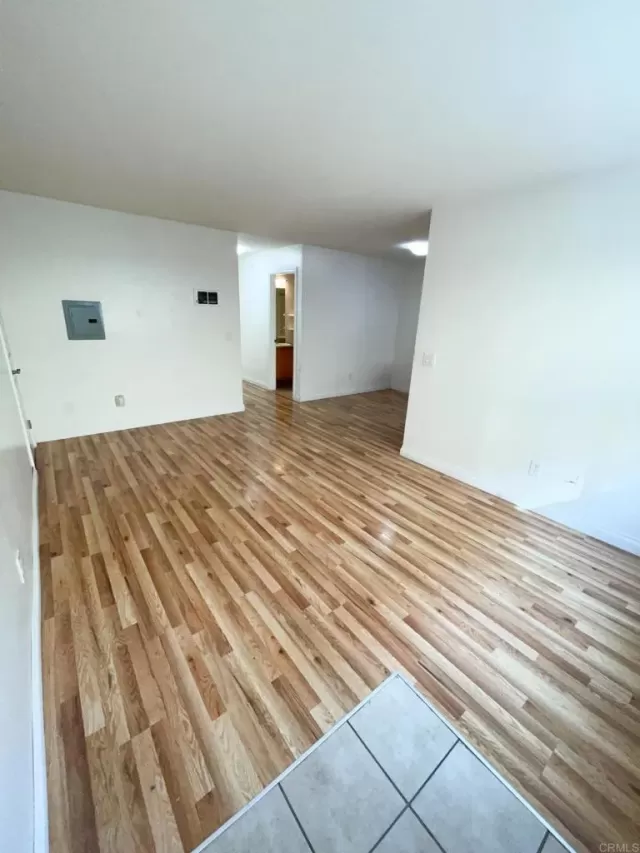 MLS: PTP2207299 Condo For Sale