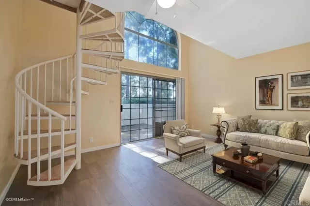 MLS: PTP2207328 Condo For Sale