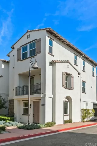 Photo #2: PTP2207355 Listing