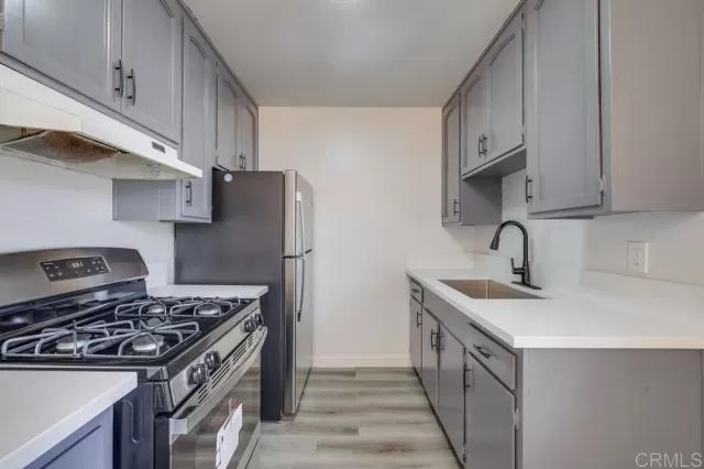 MLS: PTP2207472 Condo For Sale