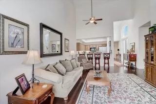 Photo #5: PTP2207541 Listing