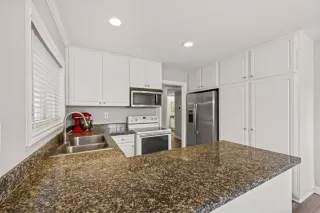 Photo #4: PTP2207577 Listing