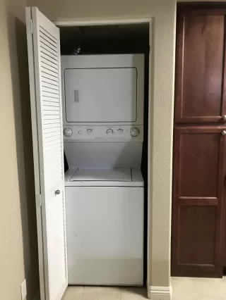 Photo #5: PTP2207629 Listing