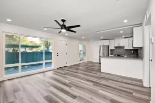 Photo #5: PTP2207664 Listing 