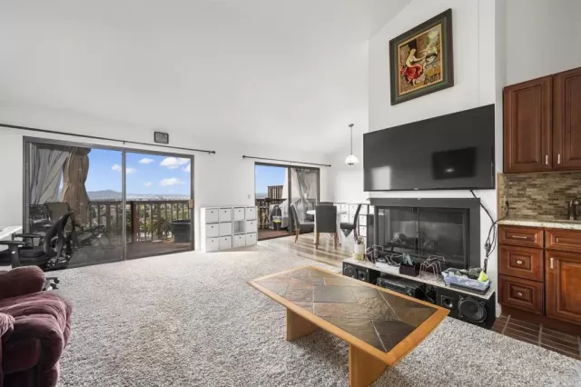 MLS: PTP2207716 Condo For Sale