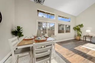 Photo #4: PTP2207803 Listing