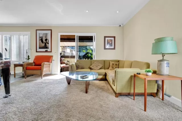 MLS: PTP2207840 Condo For Sale