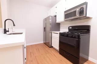 Photo #2: PTP2300022 Listing