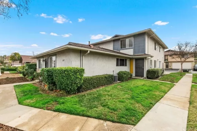 MLS: PTP2300035 Condo For Sale