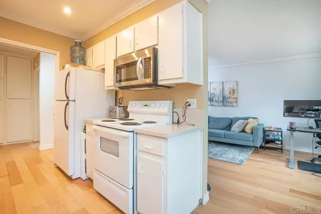 MLS: PTP2300097 Condo For Sale