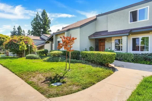 MLS: PTP2300149 Condo For Sale