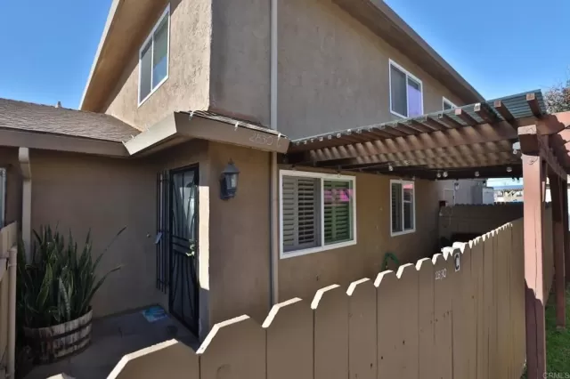 MLS: PTP2300237 Condo For Sale