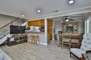 Photo #6: PTP2300237 Listing 