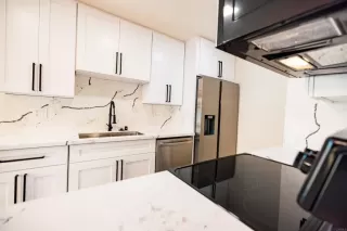 Photo #1: PTP2300319 Listing 