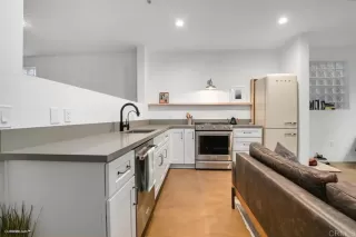 Photo #2: PTP2300373 Listing