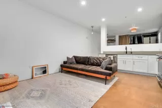 Photo #5: PTP2300373 Listing