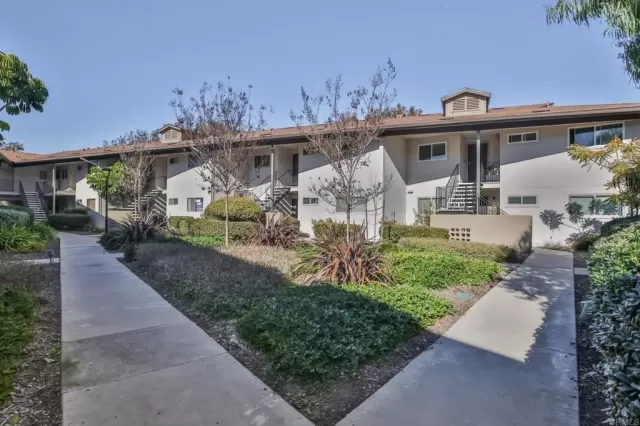 MLS: PTP2300389 Condo For Sale