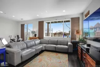 Photo #4: PTP2300393 Listing