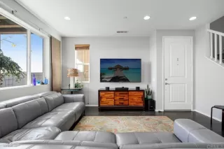 Photo #5: PTP2300393 Listing