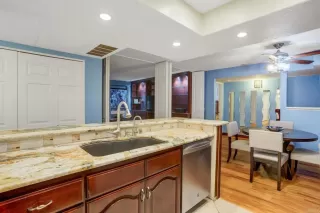 Photo #6: PTP2300412 Listing