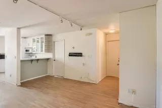 Photo #3: PTP2300415 Listing