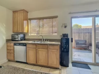 Photo #5: PTP2300426 Listing