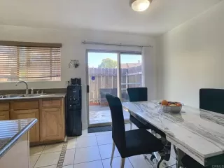 Photo #6: PTP2300426 Listing