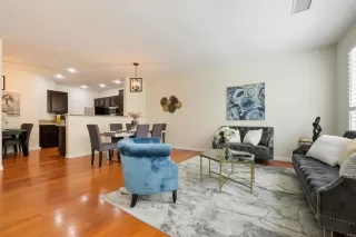 Photo #2: PTP2300475 Listing