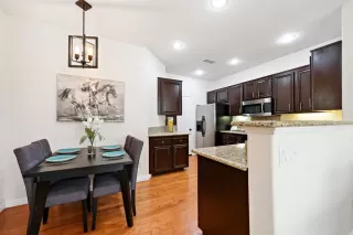 Photo #4: PTP2300475 Listing