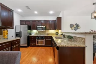 Photo #5: PTP2300475 Listing