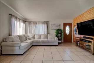 Photo #5: PTP2300491 Listing 