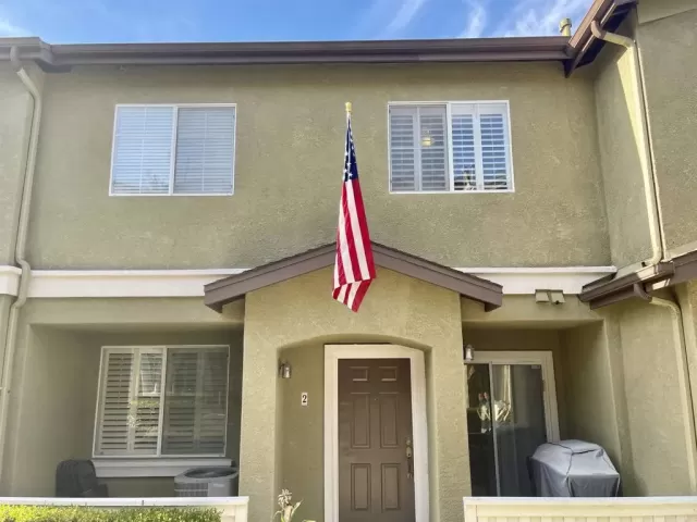 MLS: PTP2300571 Condo For Sale