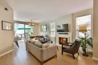 Photo #1: PTP2300582 Listing