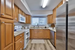 Photo #4: PTP2300595 Listing