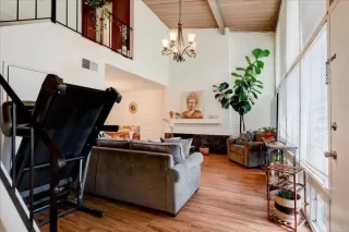 Photo #4: PTP2300605 Listing