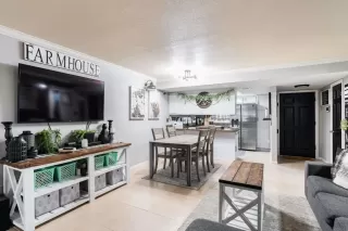 Photo #2: PTP2300625 Listing