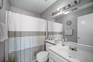 Photo #5: PTP2300632 Listing