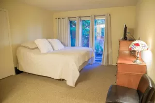 Photo #1: PTP2300647 Listing