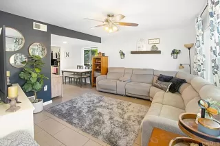 Photo #2: PTP2300653 Listing