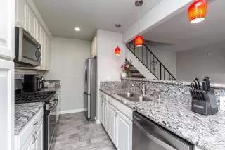 Photo #3: PTP2300682 Listing