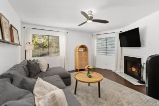 Photo #5: PTP2300702 Listing