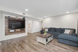 Photo #4: PTP2300760 Listing 