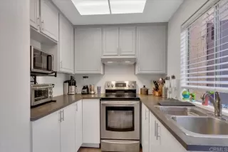 Photo #1: PTP2300776 Listing