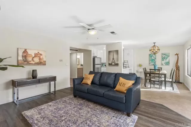 MLS: PTP2300791 Condo For Sale