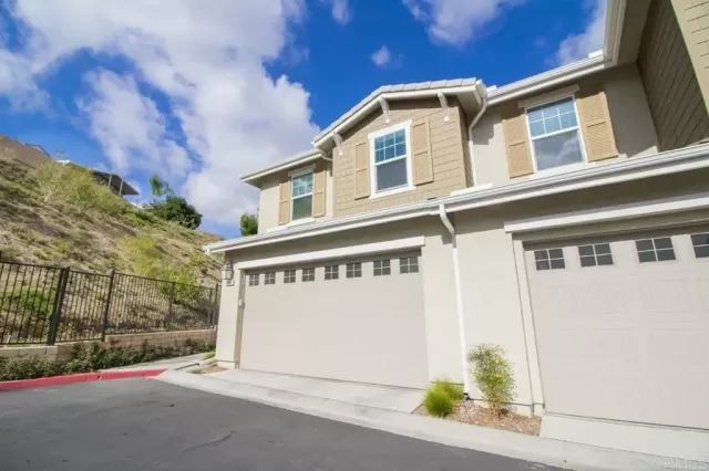 MLS: PTP2300830 Condo For Sale