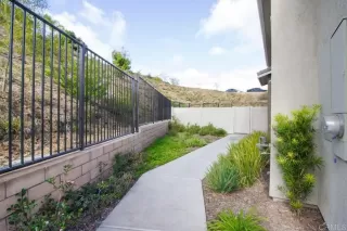 Photo #2: PTP2300830 Listing 