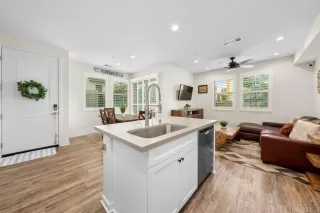 Photo #2: PTP2300843 Listing