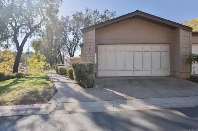 MLS: PTP2300880 Condo For Sale